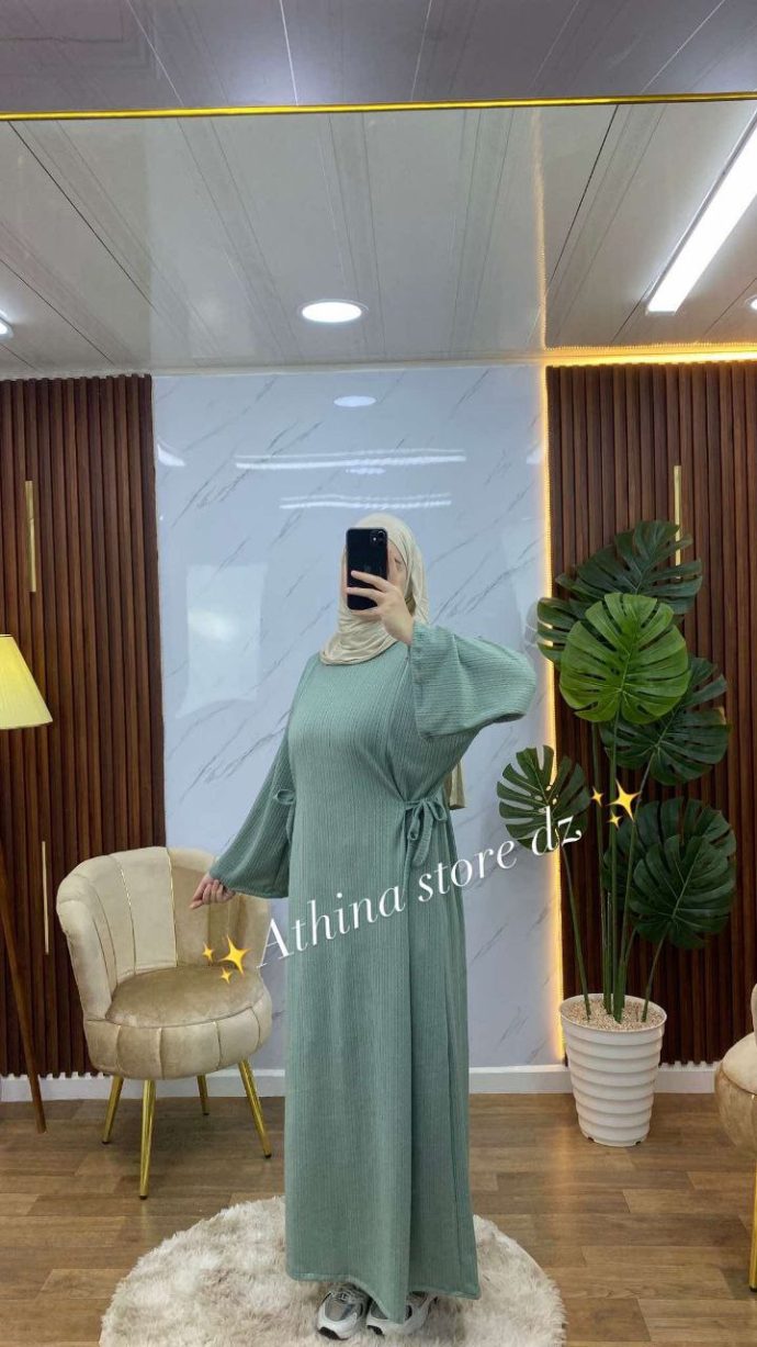 ⁦Premium Winter Hijab Robe |  روب حجاب شتوي فاخر⁩ - الصورة ⁦3⁩