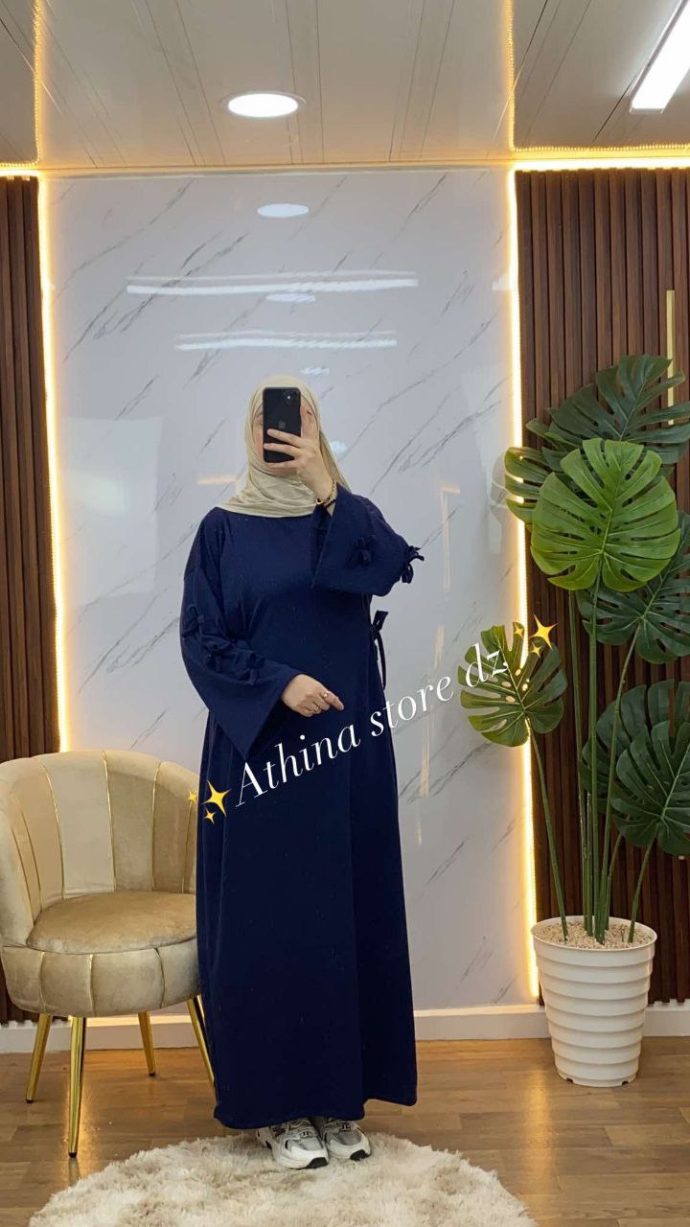 ⁦Premium Winter Hijab Robe |  روب حجاب شتوي فاخر⁩ - الصورة ⁦2⁩